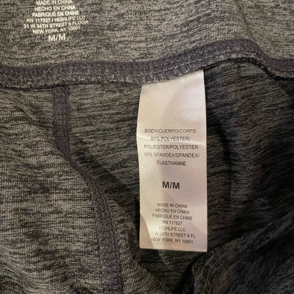 Gaiam Prism Mandala Print Gray Pink Yoga Capri Leggings Size Med - Picture 5 of 5